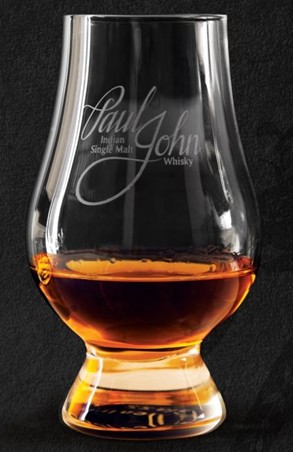 Whiskyglas - Paul John India - met whisky